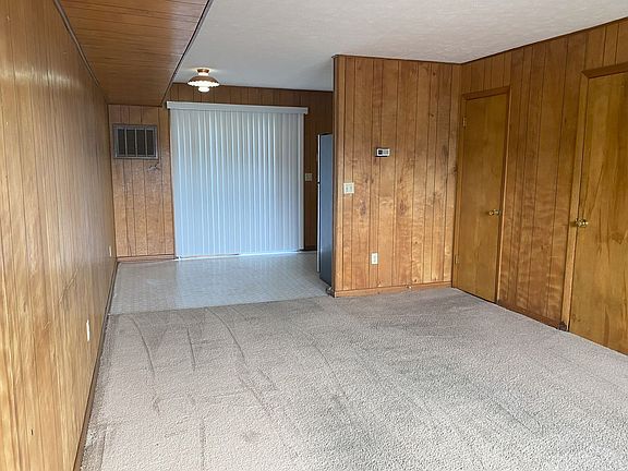 3rd image of 403 E Main Blvd #2