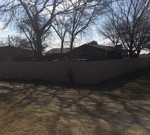 3rd image of 615 E South Boundary St