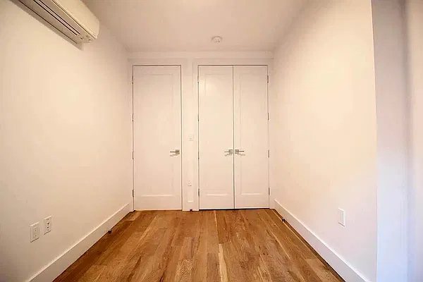 Bedroom, photo 4