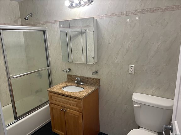4th image of 87-12 175th St #6C