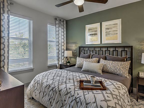 4th image of 251 Admiral Cochrane Dr APT 5054