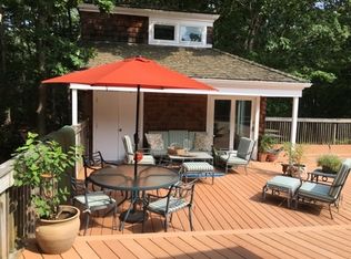 1882 Noyac Path, Sag Harbor, NY 11963