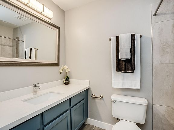 4th image of 930 N Mesa Dr Unit 2016