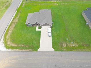 280 Lake Meadow Loop Rd, Durant, OK 74701