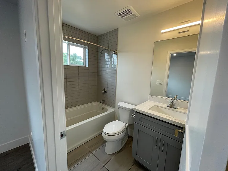 14116 Erwin St #1 — Photo 11