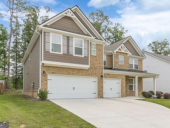 2nd image of 3251 Thicket Ln