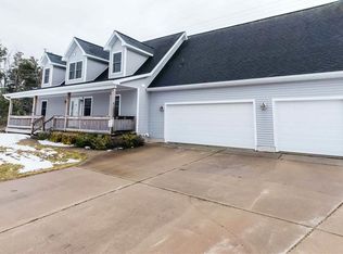 946 Napolean Way, Traverse City, MI 49696