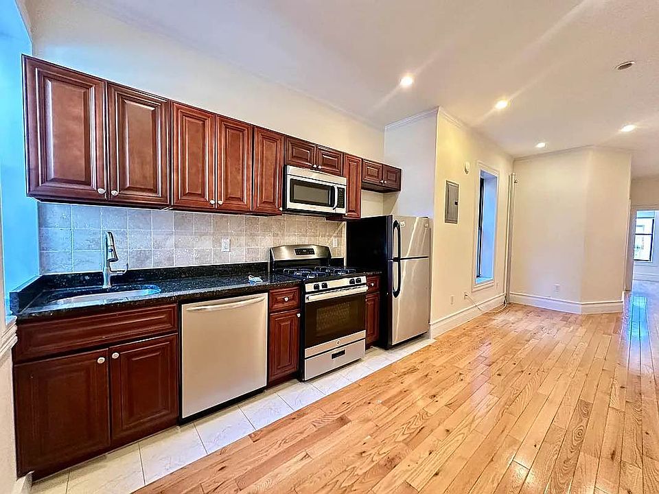 1st image of 527 E 83rd St #5T