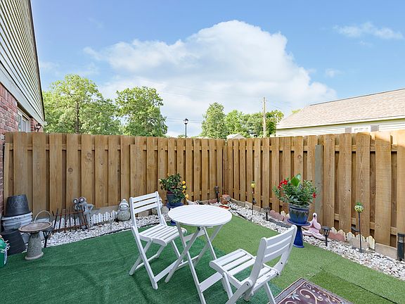 5th image of 4948 W 59th St #3