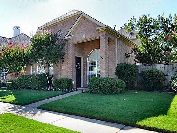 2nd image of 8642 Forest Glenn Dr