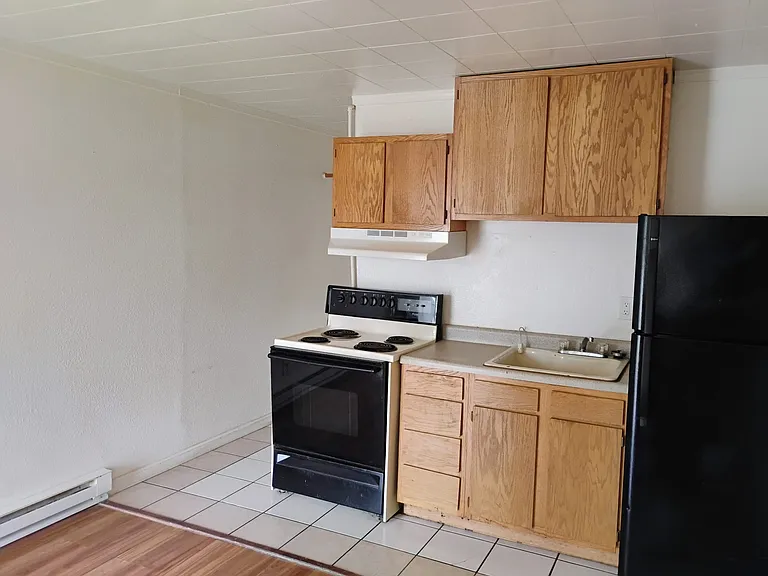 5314 W Sunset Hwy #I — Photo 2