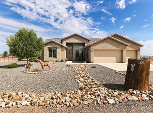 23612 W Beacon Ln, Wittmann, AZ 85361