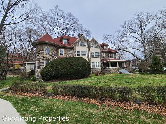 2nd image of 6500 Lincoln Dr APT 4