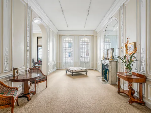 4 East 82nd Street image 2 of 25