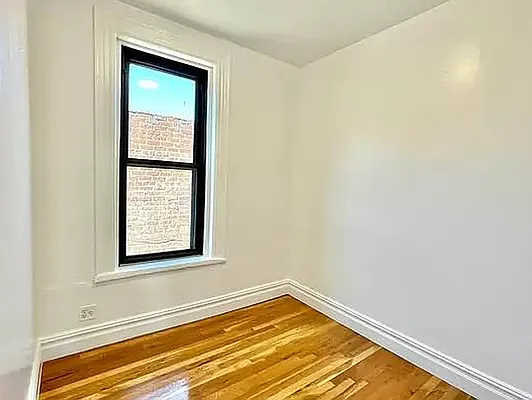 Rented by REAL New York | media 12