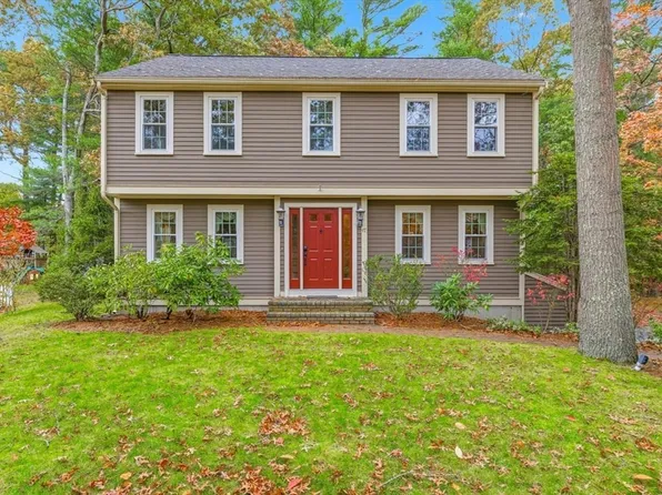 47 Puddle Wharf Ln, Marshfield, MA 02050