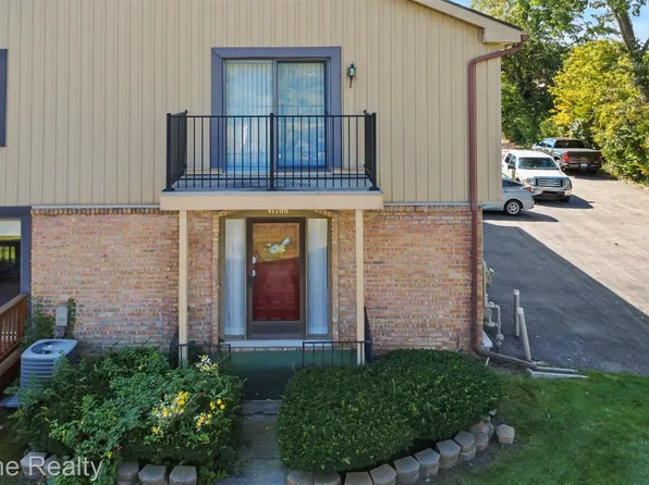 41708 Bedford Dr, Canton, MI 48187