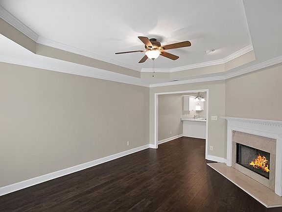 3rd image of 7543 Spencer Ln
