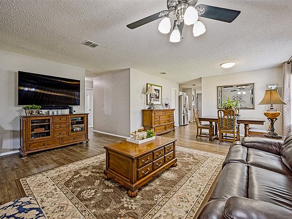 5th image of 8909 Glen Falls Ln