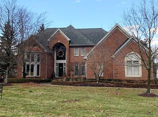 4806 Goodison Place Dr, Rochester, MI 48306