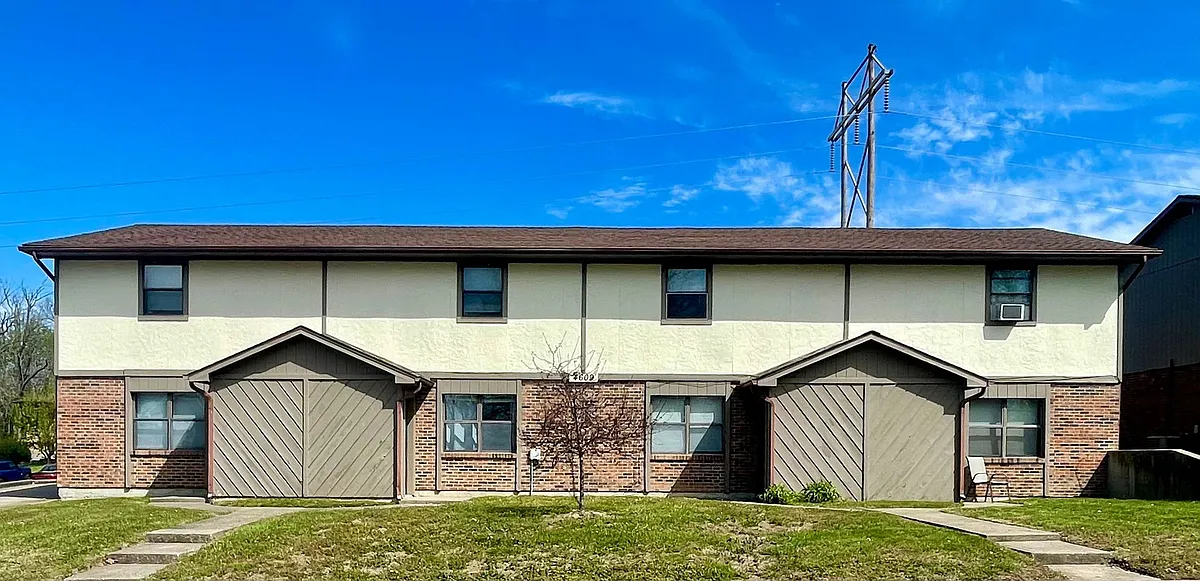 Building Photo - 4609 W Millbrook Dr