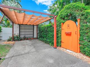 1515 Hayes St, Hollywood, FL 33020