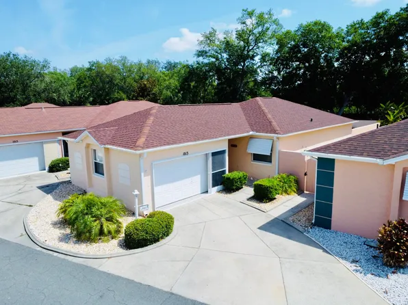 1013 Avalon Ave, Lady Lake, FL 32159