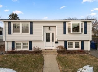 115 Prentice Ave, Pawtucket, RI 02860