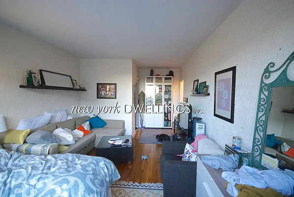 Rented by New York Dwellings LLC | media 19