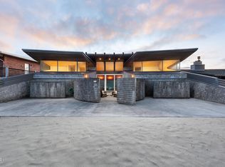 34510 Ocean Dr, Pacific City, OR