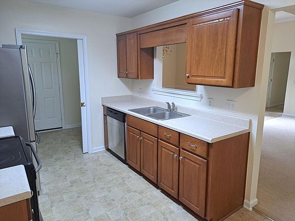 4th image of 113 Brianna Cir