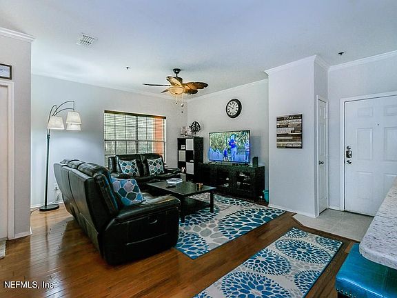 4th image of 180 Veracruz Dr Unit 213