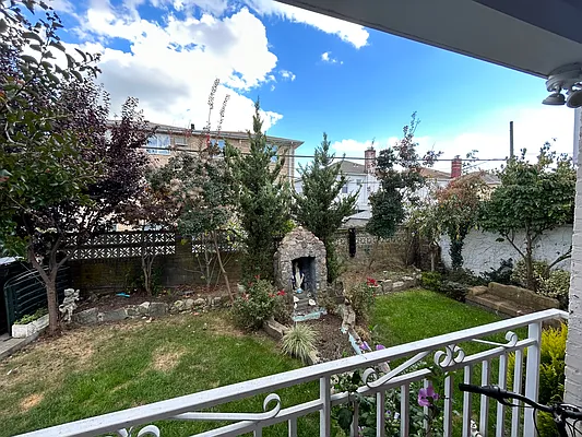 Rented by REMAX Elite | media 7