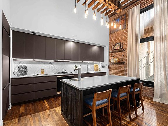 2nd image of 533 Leonard St #1B