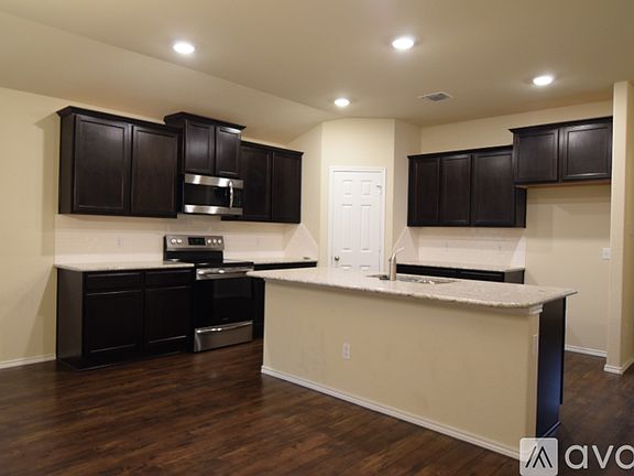 5th image of 6333 Dorothy Muree Dr