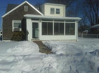 180 Grenville St, Woodbridge, NJ 07095