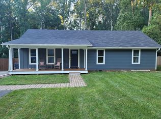 11139 Lakeshore Dr, Raleigh, NC 27613