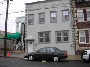 135 Delancey St, Newark, NJ 07105