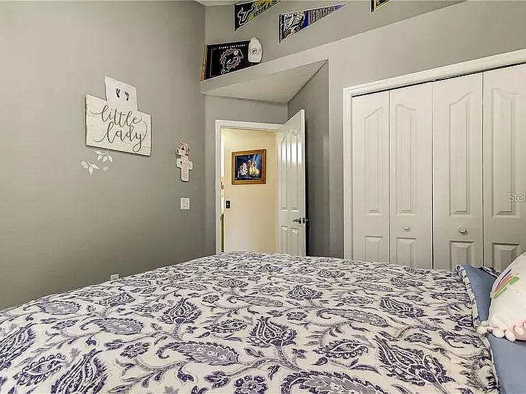 9015 Southbay Dr — Photo 25