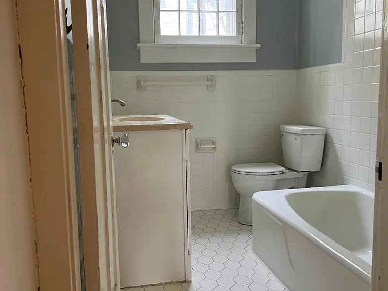 1712 Linden Ave #2 — Photo 20