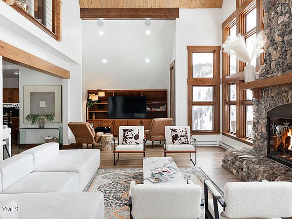 3rd image of 377 Holden Rd