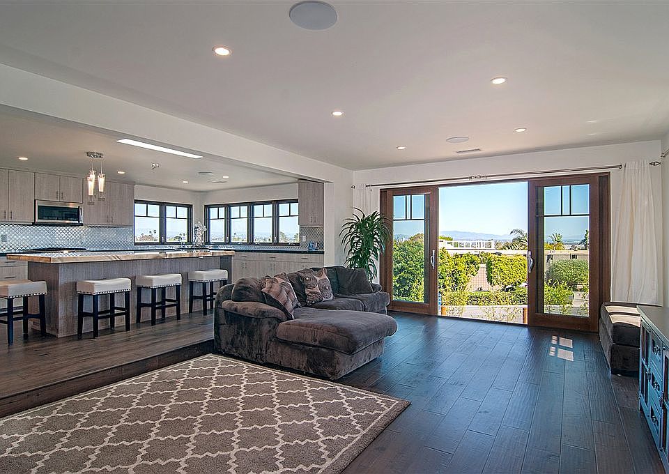 1st image of 4204 Point Loma Ave