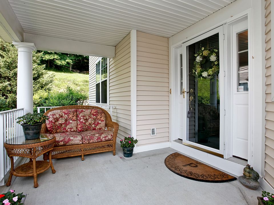 1st image of 66 Briarbrook Dr #66