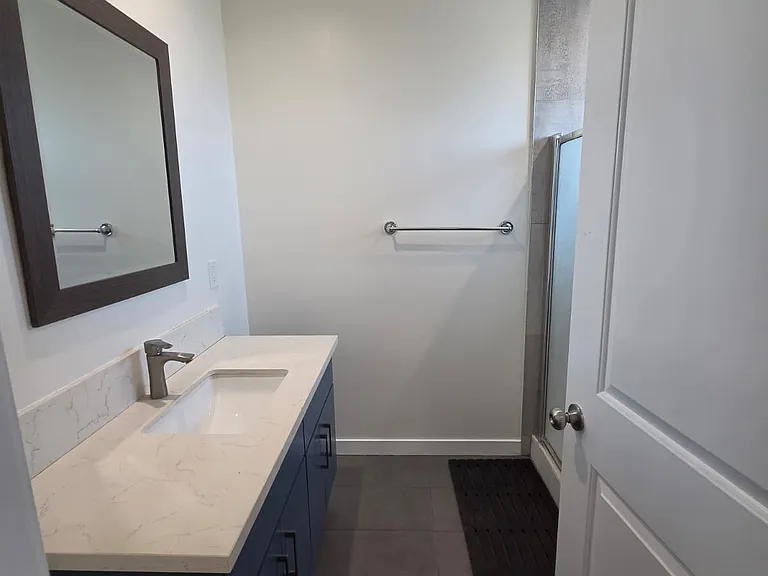 668 S Keenan Ave #C — Photo 10