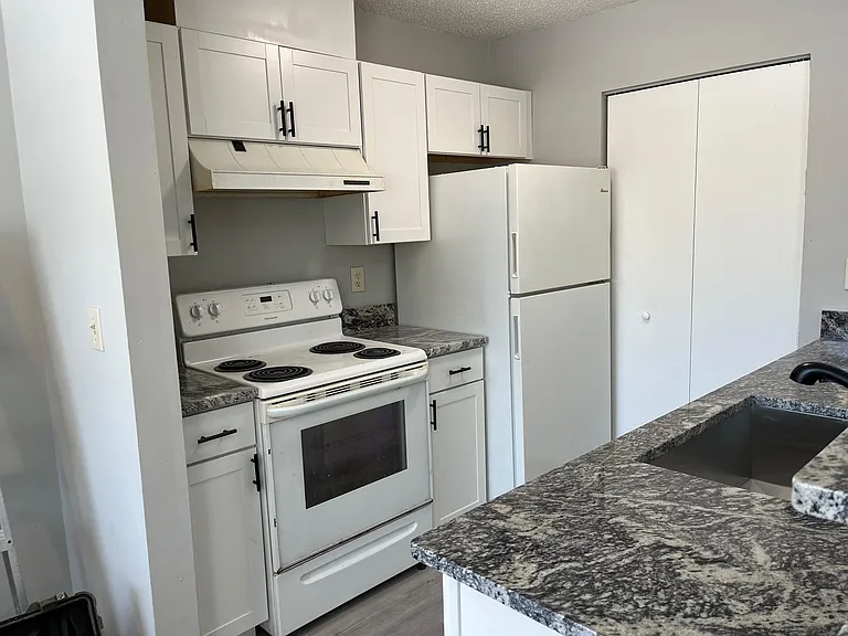 7298 Ulmerton Rd #311 — Photo 3