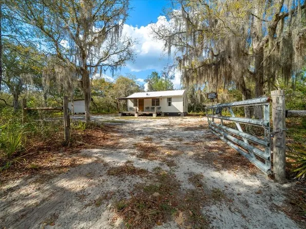 15605 NE 236th St, Fort Mc Coy, FL 32134