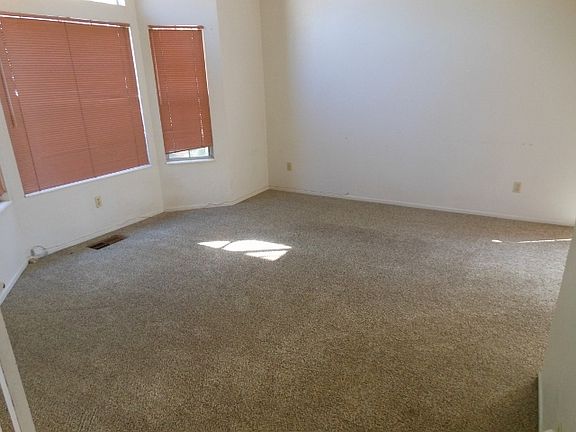 2nd image of 1405 Kendal Ct