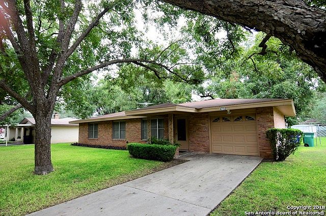 1st image of 4714 Darlene Dr