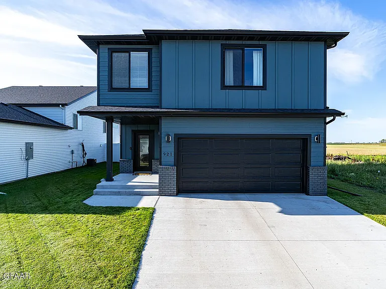 921 David Dr — Photo 30