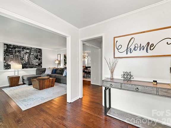 5th image of 9209 Deer Spring Ln